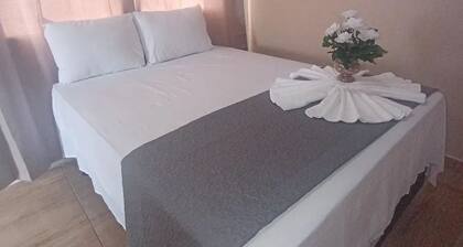 Flat Senhor Marinheiro No centro prĂłximo Ă s praias, Mercados, Restaurantes