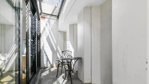 Outdoor dining - Captivating 1-bed Studio in London (London)
