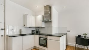 Private kitchen - Captivating 1-bed Studio in London (London)
