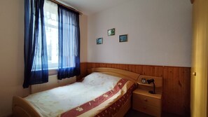 2 bedrooms, free WiFi, bed sheets - Ferienwohnung Vintage (Burgstädt)