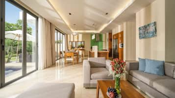 Villa, 3 chambres, piscine privée, vue jardin | Coin séjour