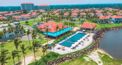 The Ocean Suites