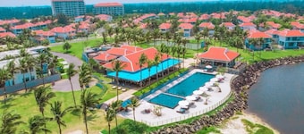 The Ocean Suites