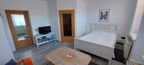 1 chambre, accès au Wi-Fi (inclus), literie fournie