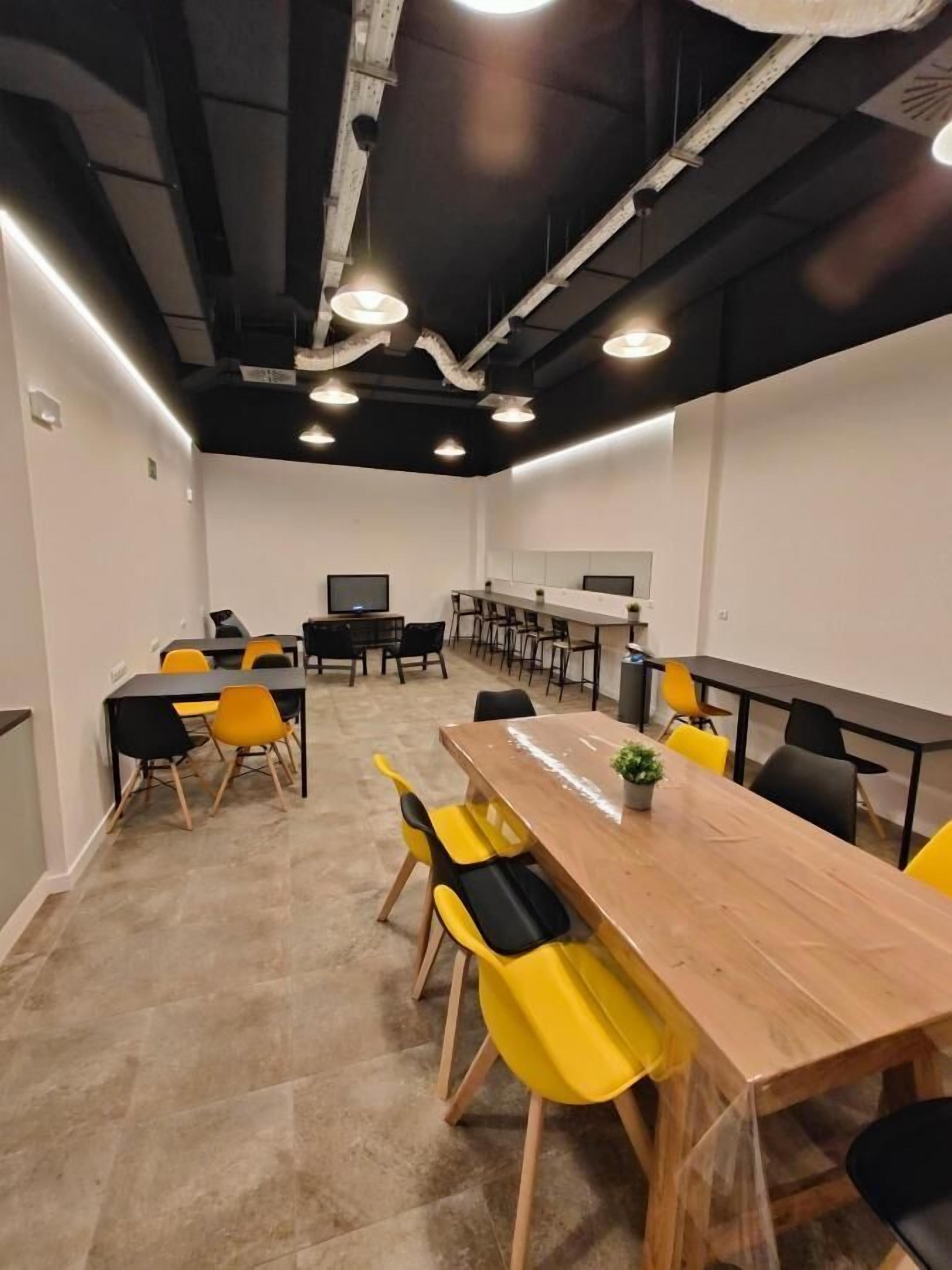 Een 50-cm smart-tv met digitale zenders, Netflix en streamingdiensten