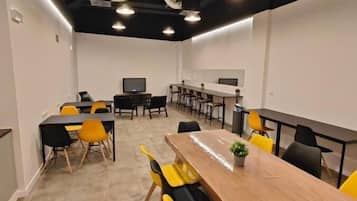 Een 50-cm smart-tv met digitale zenders, Netflix en streamingdiensten