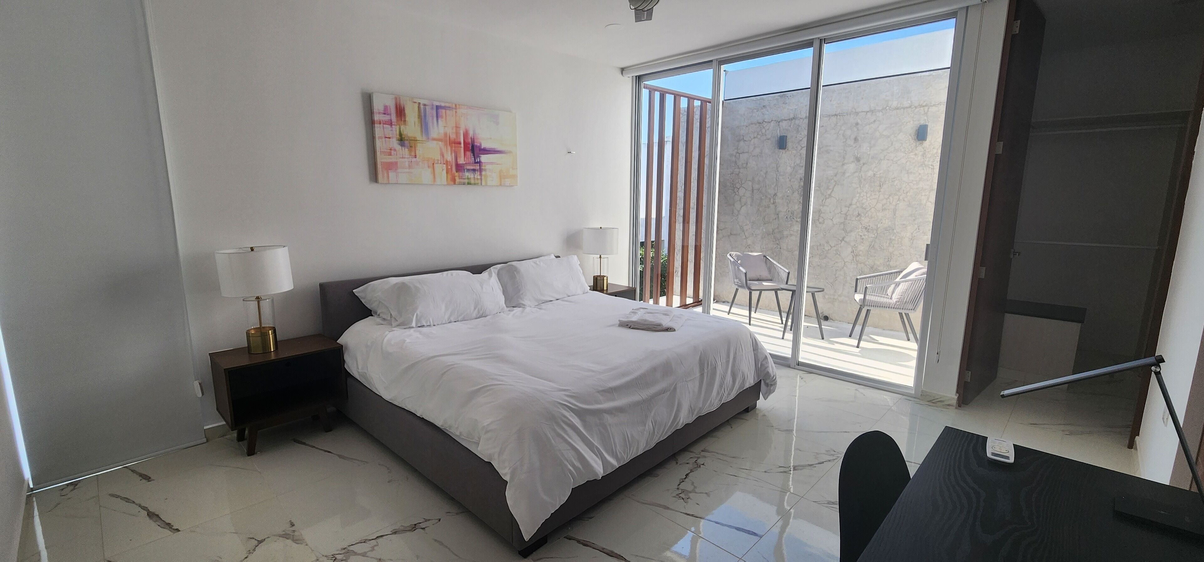 3 soverom, strykejern/-brett, wi-fi (inkludert) og sengetøy