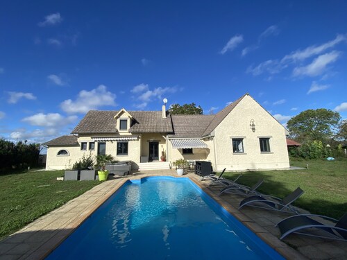 Maison Pour 8 Adultes et Maximum 6 Enfants Avec Piscine Chauffée, spa et Sauna