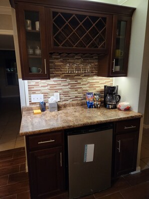 Interior - Perfect for out of town workers.  Fully furnished, all bills paid! (Orange)