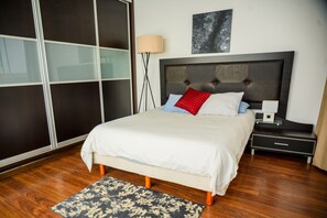 1 bedroom, desk, iron/ironing board, free WiFi