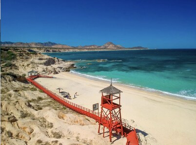 Villa del Mar - Paradise in Cabo Pulmo! by RedAwning