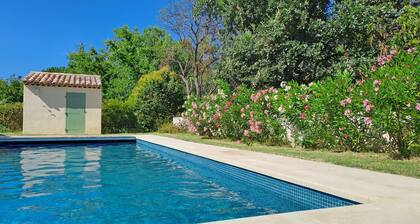 La Bastide Saint Roch - Moderna y espaciosa, tranquila con piscina