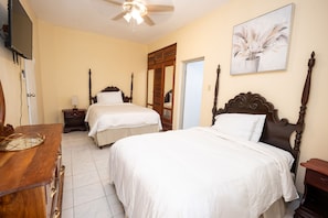 3 chambres, fer et planche Ă repasser, Wi-Fi gratuit, draps fournis