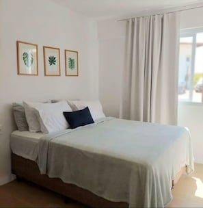 2 chambres, fer et planche à repasser, Wi-Fi gratuit, draps fournis