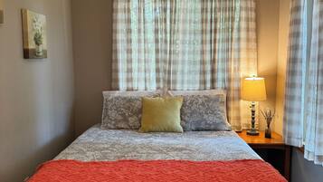 1 bedroom, WiFi, bed sheets