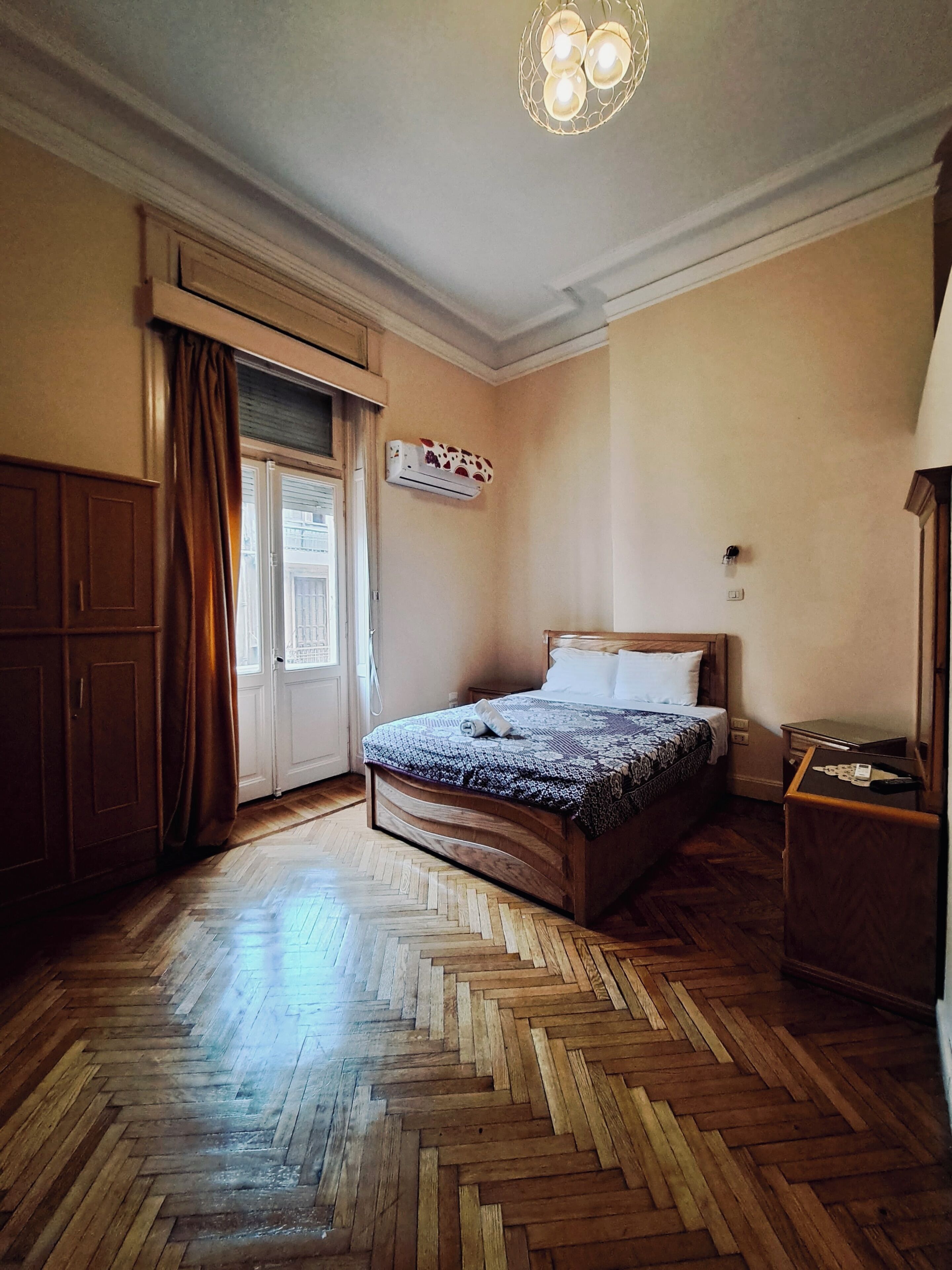 城市单人房 | 特色装修、特色家居、熨斗/熨板、免费 WiFi