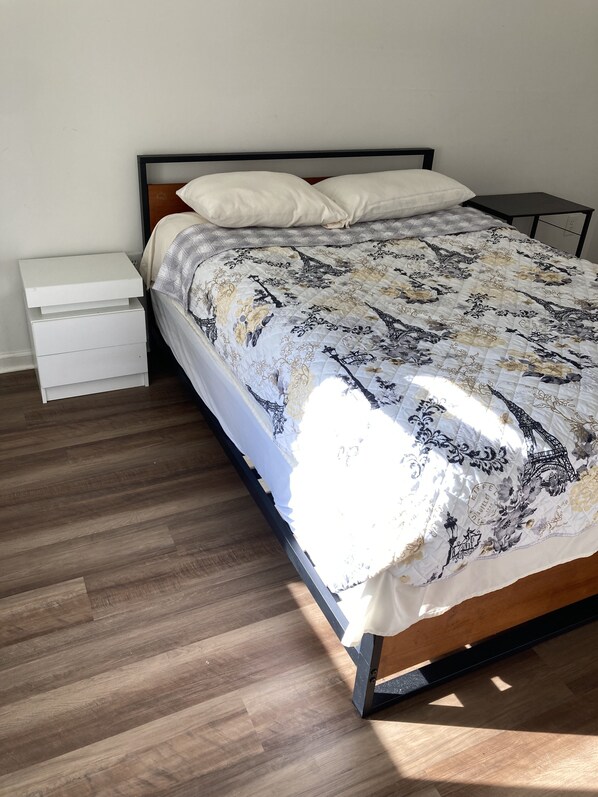 1 bedroom, WiFi, bed sheets