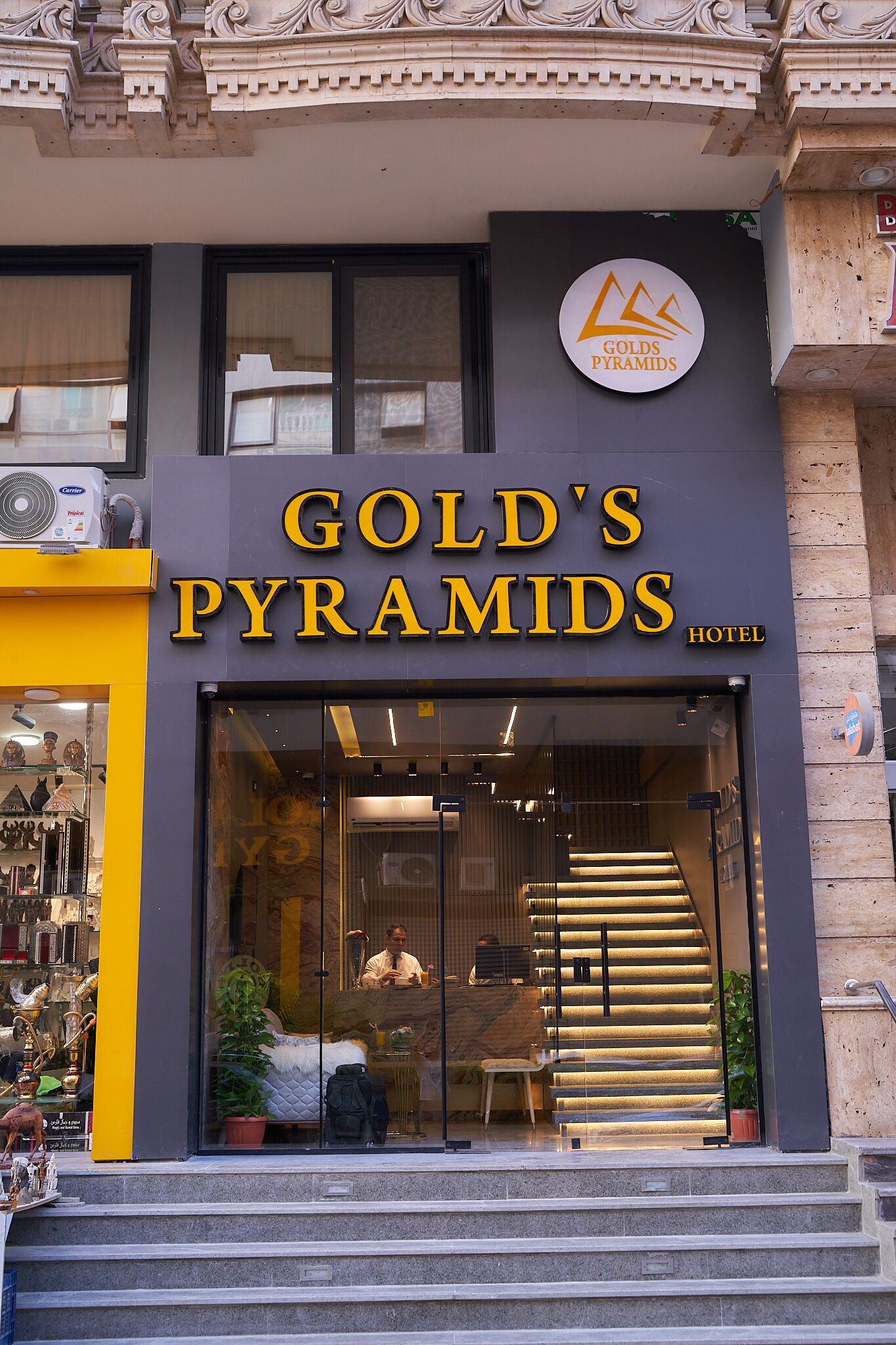 Foto - Gold's Pyramids Hotel