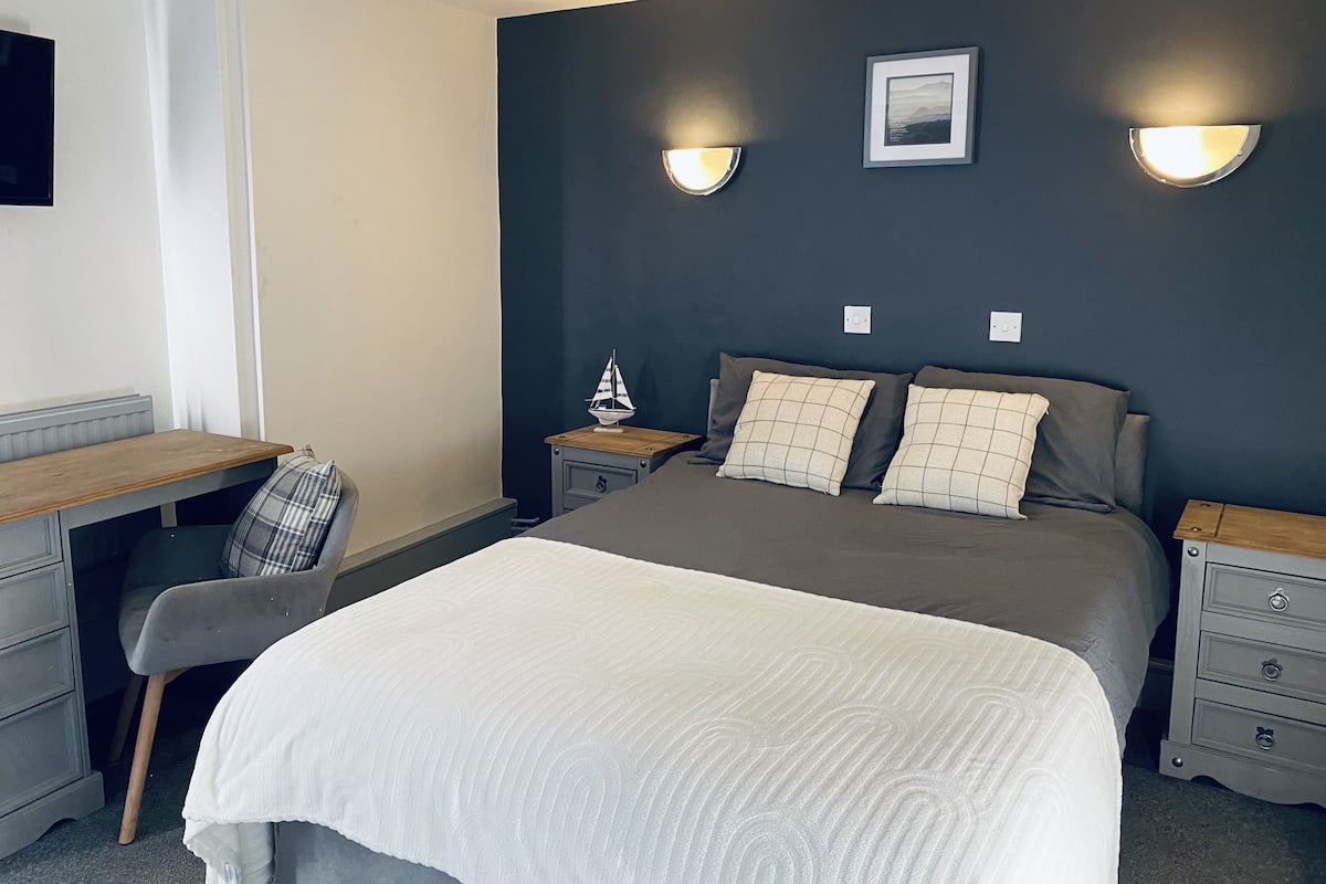 Standard Double Room, 1 Double Bed | Desk, free WiFi