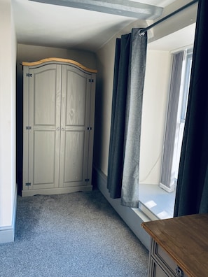 Standard Double Room, 1 Double Bed | Desk, free WiFi - Blue Bell (Kettering)
