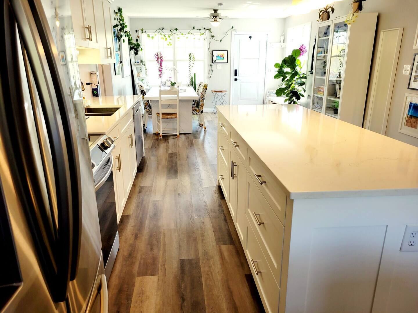 Mikrowelle, Ofen, Herdplatte, Geschirrspüler