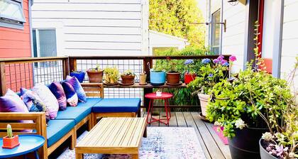 Gorgeous SF 2-Bed 2-Bath Cottage + 2-Car Garage & Sun Deck FURNISHED YEAR LEASE