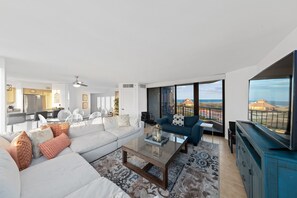 TV - Bridgepoint Luxury 300 (south padre island)