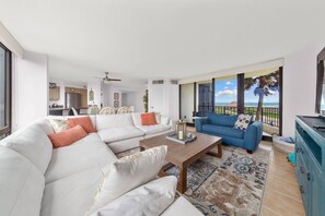 TV - Bridgepoint Luxury 300 (south padre island)