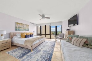 2 slaapkamers, een strijkplank/strijkijzer, reisbedje, gratis wifi