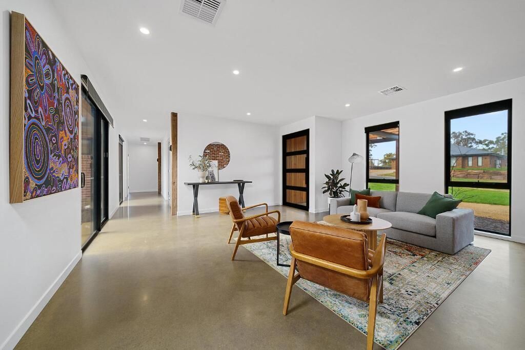 Nhà Deluxe | Khu phòng khách | TV màn hình phẳng, lò sưởi 