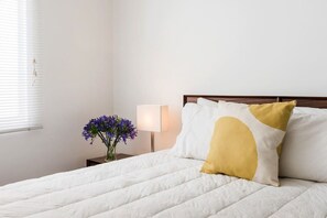 2 chambres, bureau, fer et planche à repasser, Wi-Fi gratuit
