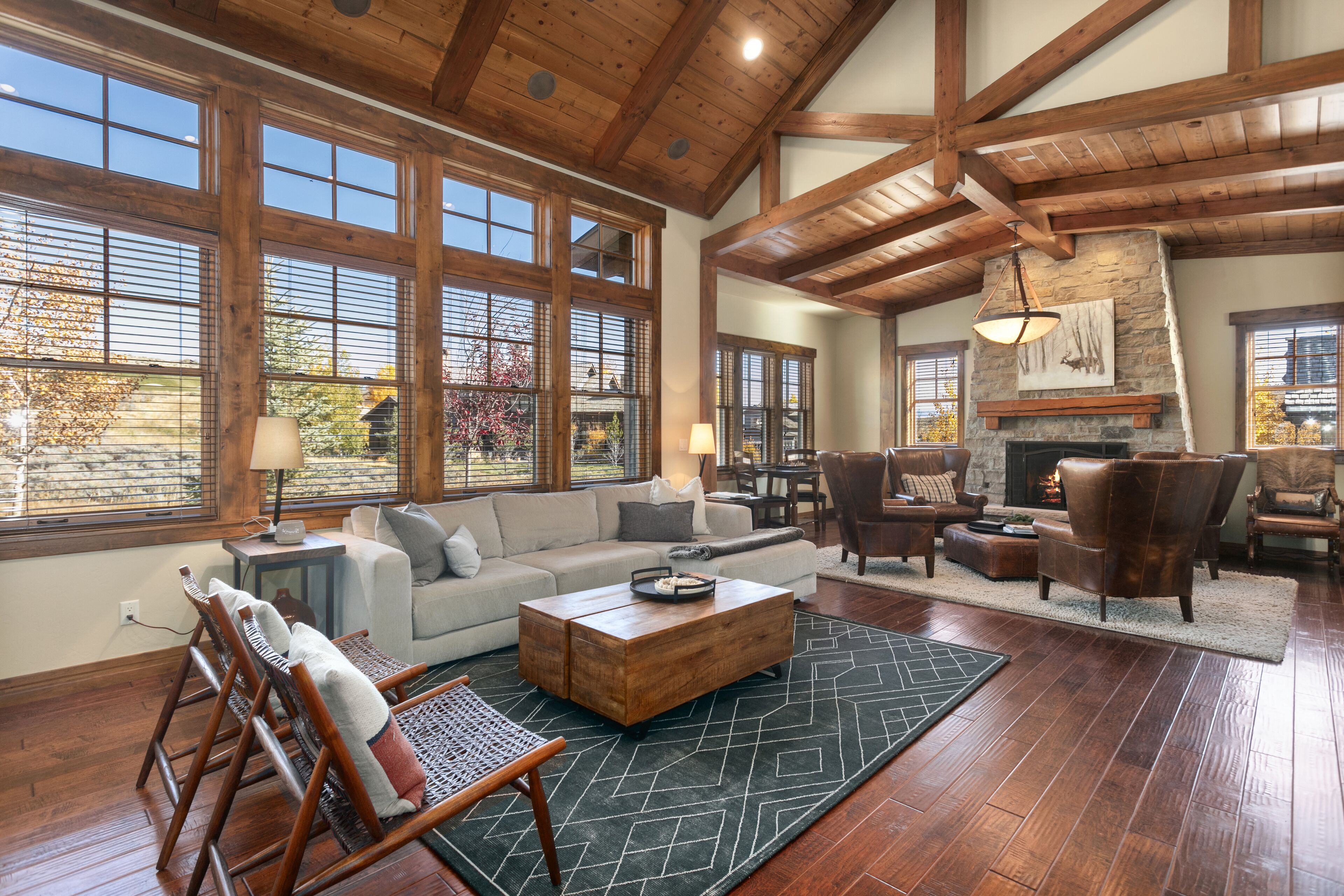Serene Mountain Luxury in Tuhaye with Private Hot Tub and Mountain Views