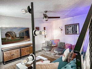 TV