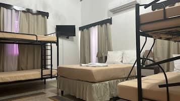 Habitación cuádruple panorámica | Tabla de planchar con plancha y wifi gratis