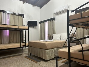 Fer et planche à repasser, Wi-Fi gratuit