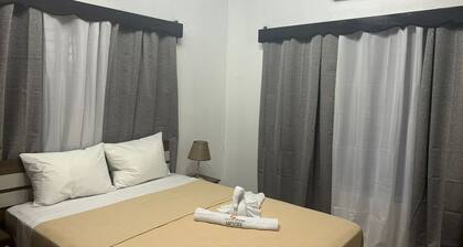 Seven Days Hotel B&B