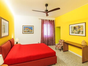 2 bedrooms, travel cot, free WiFi - Nice apartment in villa for 4 guests with WIFI, pool, patio, pets allowed and panoramic view (Sovicille)