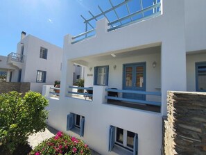 Terrace/patio - Romantic Lemonia in Chora of Andros 5 min from the center of the town!! (Andros Chora)