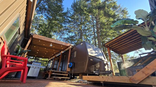 Forest Cabin - Hot Tub - Fast WiFi - Fire Pit On Site