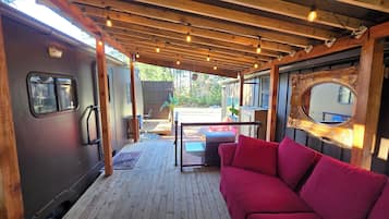 Enceinte de lâhĂ©bergement