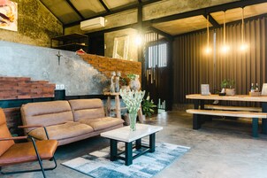 Villa, 1 Bedroom | Living room