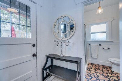 1926 Historic Duplex | Near U of A | 1 BR | 1 BA