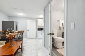 Interior - 1-bedroom vacation home just 8 minutes from Florida Mall (Orlando)