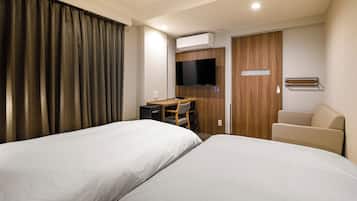 1 slaapkamer, een kluis op de kamer, verduisterende gordijnen