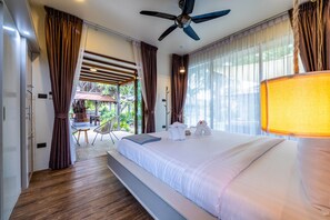 5 bedrooms, individually decorated, individually furnished, desk - Secluded Oasis for Family - BM5 (Hua Hin)