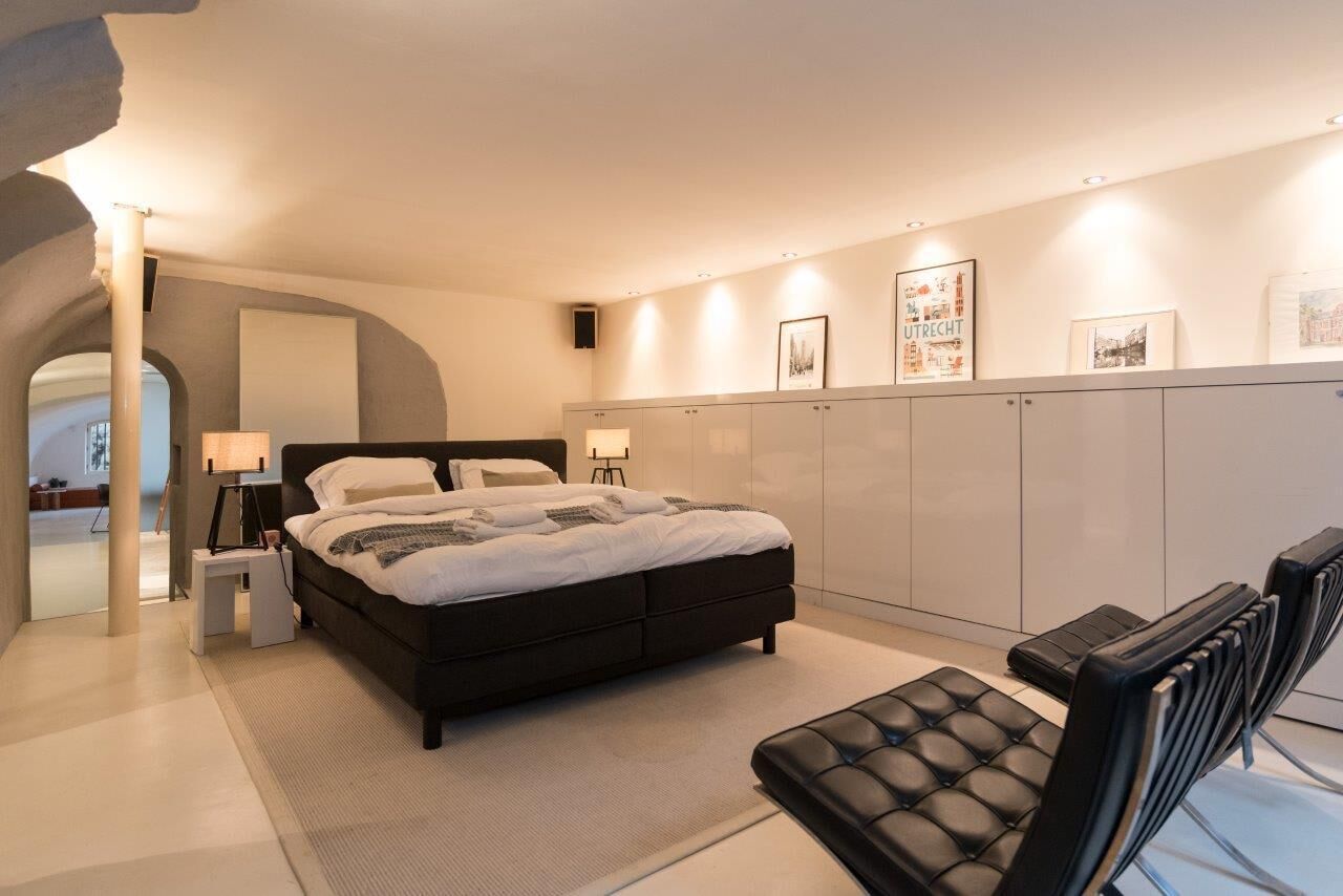 1 bedroom, soundproofing, WiFi, bed sheets