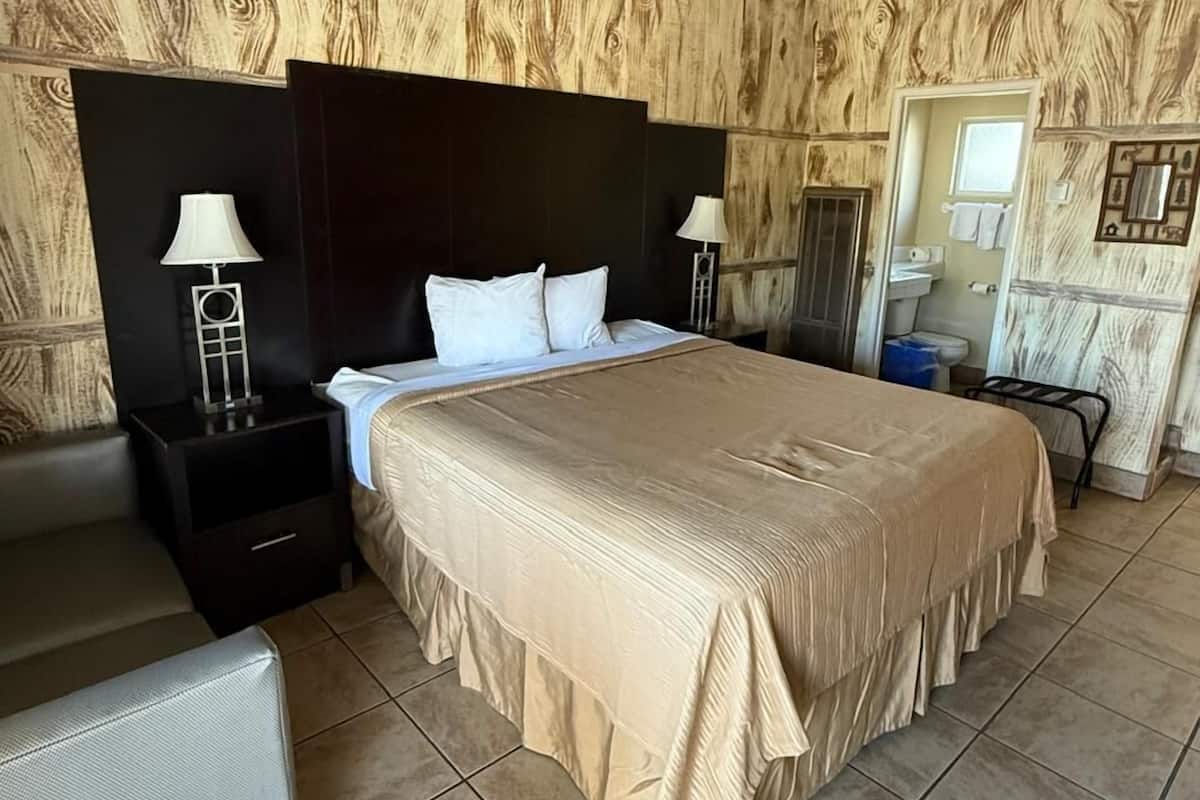 Kamer, 1 kingsize bed | Italiaanse Frette-lakens, luxe beddengoed, gratis wifi, beddengoed