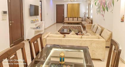 BnBBuddy Stupendous Home In Shalimar Bagh