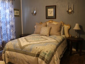 Superior Room | Free WiFi, bed sheets