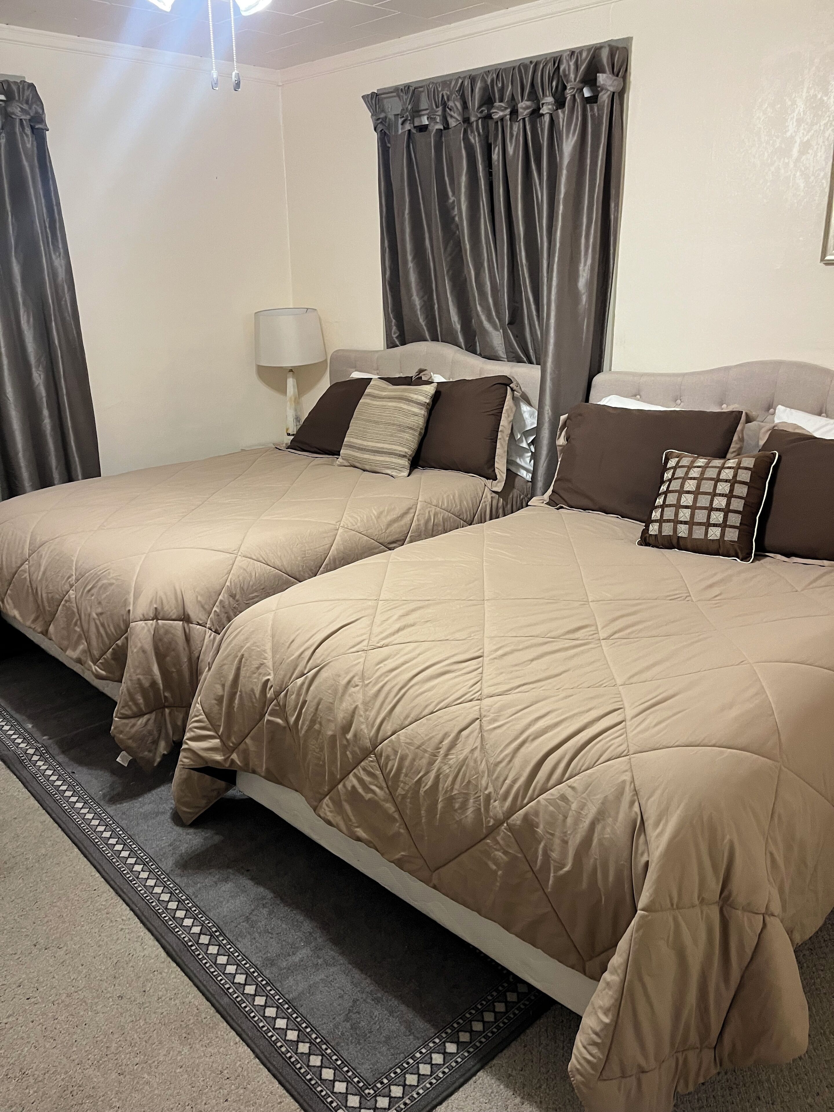 Family Room | Free WiFi, bed sheets